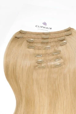 Lightest Brown (#18) Ultra-Volume Clip In Full Head Set (240-300G)(Lightest Brown 18 Ultra Volume Clip In Full Head Set 240 300g)