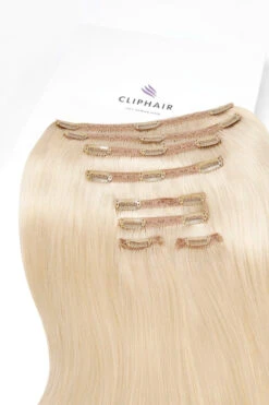 Light Ash Blonde (#22) Ultra-Volume Clip In Full Head Set (240-300G)(Light Ash Blonde 22 Ultra Volume Clip In Full Head Set 240 300g)